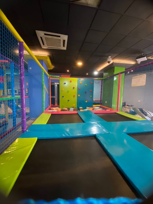 Zona de salto con foso espuma a médida